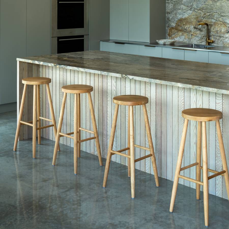 Maraetai Barstool