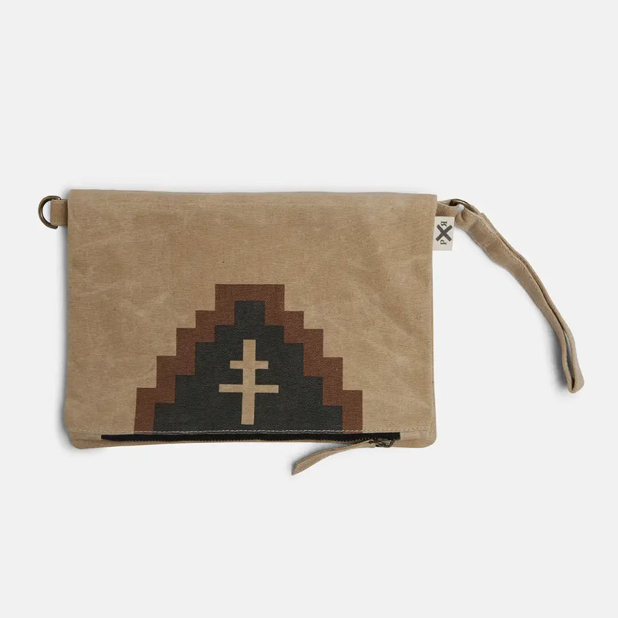 Market Clutch Bag - Mountain